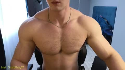 Snapshot of sinffuly chatting on April 19, 2026, 8:46 am Richard online show from April 19, 2026, 8:46 am