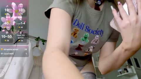 Kate online show from May 11, 2026, 2:45 pm