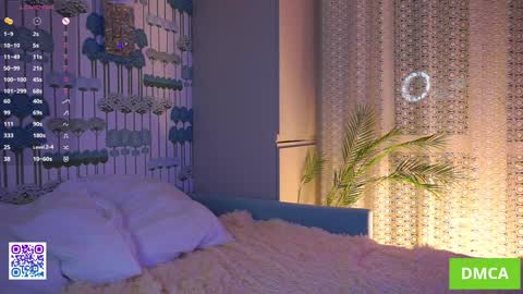   online show from November 24, 2025, 6:07 pm