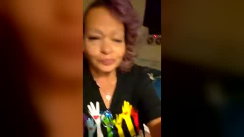 Snapshot of sinfulsiren17 chatting on July 1, 2026, 5:53 am sinfulsiren17 online show from July 1, 2026, 5:53 am