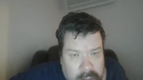 Snapshot of singledude_69 chatting on January 3, 2025, 12:52 pm SingleDude 69 online show from January 3, 2025, 12:52 pm