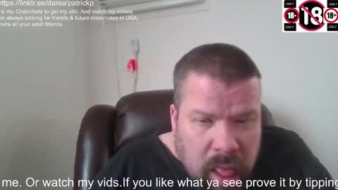 Snapshot of singledude_69 chatting on December 15, 2025, 5:50 pm SingleDude 69 online show from December 15, 2025, 5:50 pm