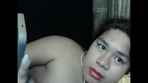 Snapshot of singleheart05 chatting on May 15, 2026, 11:56 pm singleheart05 online show from May 15, 2026, 11:56 pm
