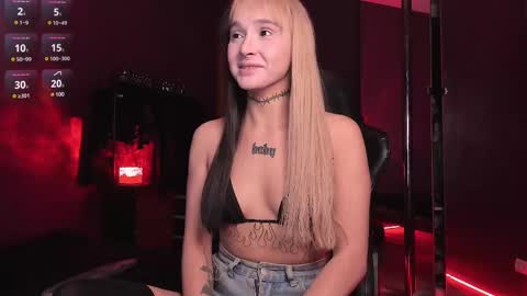 Snapshot of sinmistress chatting on January 2, 2025, 5:46 am Your Queen of Sins online show from January 2, 2025, 5:46 am