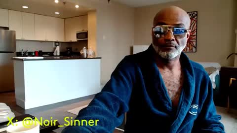 Snapshot of sinnernoir chatting on February 26, 2026, 8:41 pm My Name Is..............................John online show from February 26, 2026, 8:41 pm