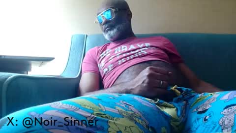 Snapshot of sinnernoir chatting on March 7, 2026, 5:48 am My Name Is..............................John online show from March 7, 2026, 5:48 am