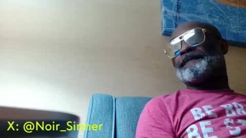 Snapshot of sinnernoir chatting on March 8, 2026, 4:27 am My Name Is..............................John online show from March 8, 2026, 4:27 am