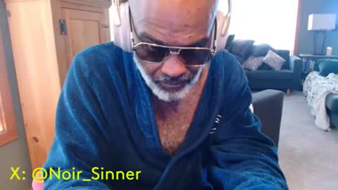 Snapshot of sinnernoir chatting on March 12, 2026, 7:31 pm My Name Is..............................John online show from March 12, 2026, 7:31 pm