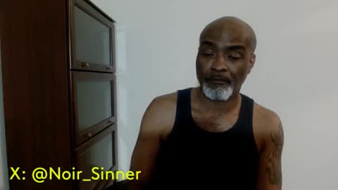Snapshot of sinnernoir chatting on April 10, 2026, 6:29 am My Name Is..............................John online show from April 10, 2026, 6:29 am