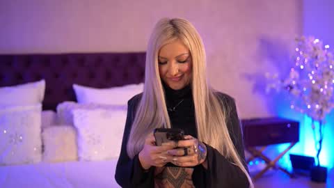 Snapshot of sinners_muse chatting on January 17, 2026, 9:47 am Sinners Muse online show from January 17, 2026, 9:47 am