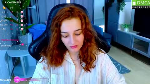 Sinty Noria online show from March 19, 2026, 2:04 am