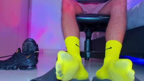 Snapshot of sir_kev66 chatting on March 25, 2026, 6:08 am only foot worshipers here online show from March 25, 2026, 6:08 am