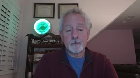 Snapshot of sir_lust_alot chatting on November 26, 2025, 10:49 am Don Roberto online show from November 26, 2025, 10:49 am