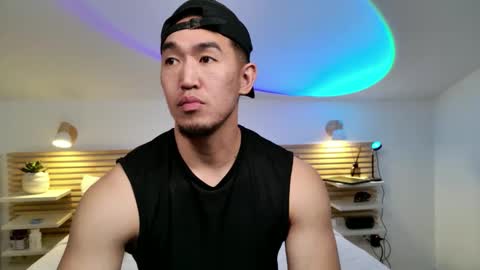 Snapshot of sir_teo chatting on May 18, 2026, 3:51 pm SIR TEO online show from May 18, 2026, 3:51 pm