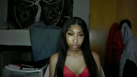 Snapshot of sireddesired_ chatting on April 6, 2026, 10:27 am sireddesired_ online show from April 6, 2026, 10:27 am