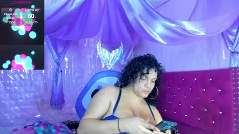 Sirena Fuentes online show from December 6, 2024, 2:28 pm