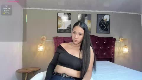 Snapshot of sirenmoonn chatting on January 10, 2026, 3:19 am Sirenmoonn online show from January 10, 2026, 3:19 am