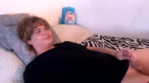 Snapshot of sirius_angels chatting on February 15, 2026, 7:51 am Sirius angels online show from February 15, 2026, 7:51 am