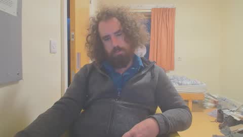 Snapshot of sirspammer chatting on September 24, 2025, 6:22 pm sirspammer online show from September 24, 2025, 6:22 pm