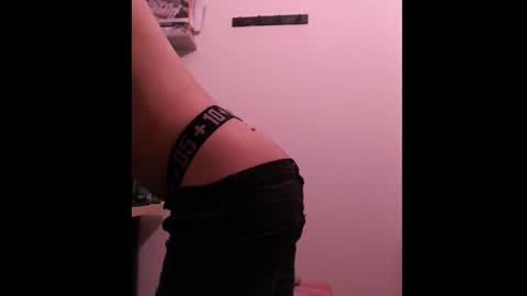 Snapshot of sissyboy941 chatting on February 28, 2026, 9:54 am Cole Sprouse online show from February 28, 2026, 9:54 am