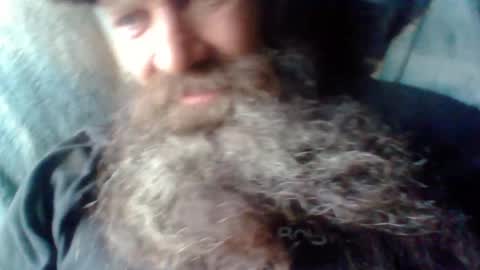 sitonmybeardxxx online show from May 26, 2026, 11:34 pm