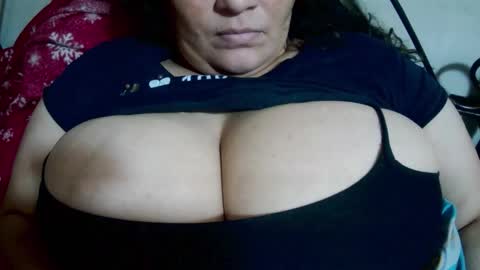 Snapshot of skarkett21 chatting on December 21, 2025, 12:56 pm skarkett21 online show from December 21, 2025, 12:56 pm