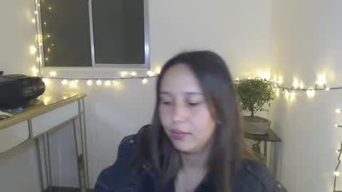 Snapshot of skarlet_adams chatting on January 23, 2025, 1:41 am Alice online show from January 23, 2025, 1:41 am