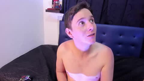 Snapshot of skarleth_and_aaron chatting on March 11, 2025, 7:14 pm Skarleth and Aaron online show from March 11, 2025, 7:14 pm