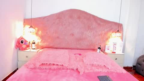 Snapshot of skarletruiz chatting on February 26, 2026, 10:03 am skarletruiz online show from February 26, 2026, 10:03 am