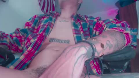 Snapshot of skateboy444 chatting on February 19, 2026, 6:42 am king online show from February 19, 2026, 6:42 am