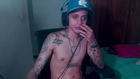 Snapshot of skateboy444 chatting on February 28, 2026, 8:59 am king online show from February 28, 2026, 8:59 am