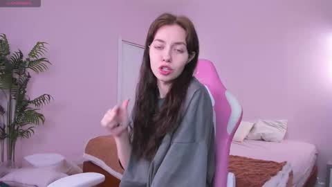 Emily online show from October 13, 2025, 1:05 am