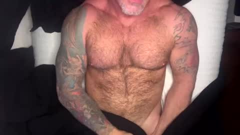 Snapshot of skimaskedbeef chatting on January 29, 2025, 9:44 am BEEF online show from January 29, 2025, 9:44 am