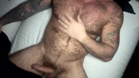 Snapshot of skimaskedbeef chatting on February 23, 2025, 4:50 am BEEF online show from February 23, 2025, 4:50 am