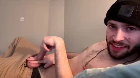 Snapshot of skinndick214 chatting on February 7, 2026, 2:21 pm daddy online show from February 7, 2026, 2:21 pm