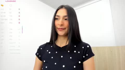 Snapshot of skinny_ariadna chatting on October 17, 2025, 11:24 am Ariadna online show from October 17, 2025, 11:24 am