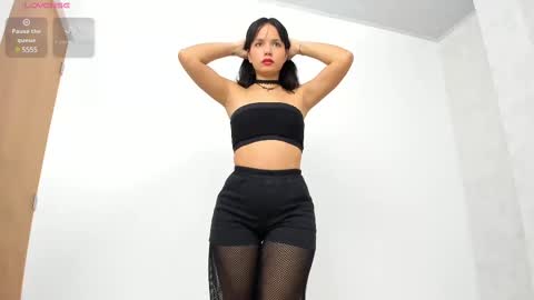 Isabela online show from March 1, 2025, 11:28 am