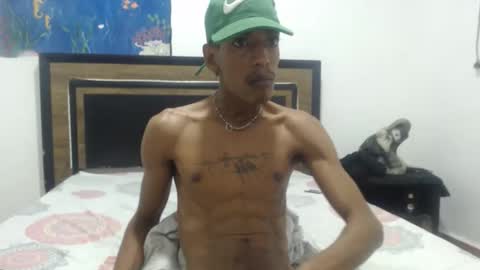 Snapshot of skinny_long_cock chatting on January 8, 2026, 4:59 am Albert online show from January 8, 2026, 4:59 am