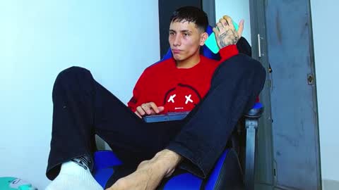 skinny marked online show from December 19, 2024, 2:12 am