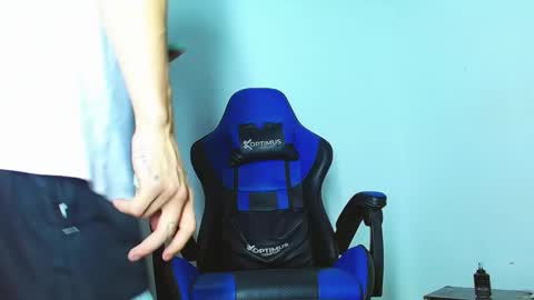 skinny marked online show from January 6, 2025, 2:15 am