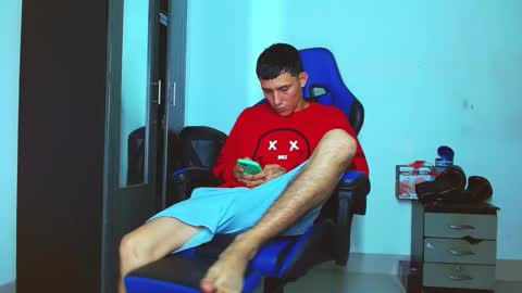 skinny marked online show from February 8, 2025, 11:24 pm