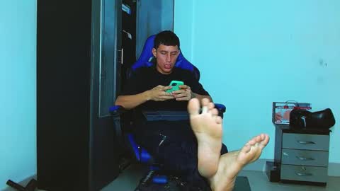 skinny marked online show from February 15, 2025, 12:15 am