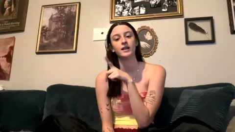 skinnyangel21 online show from July 26, 2026, 12:19 am