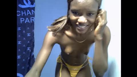 Snapshot of skinnybeauty1 chatting on February 24, 2026, 7:45 pm Linda independent model online show from February 24, 2026, 7:45 pm