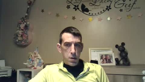 SkinnyBigCock2 online show from March 17, 2026, 3:33 am