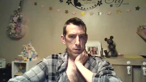 SkinnyBigCock2 online show from April 12, 2026, 3:22 am