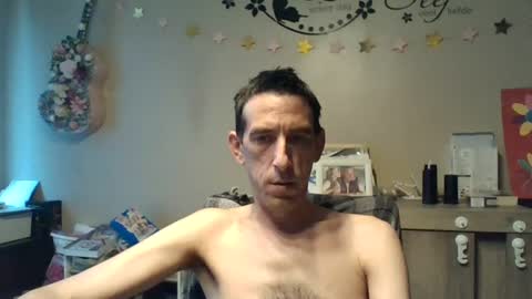 SkinnyBigCock2 online show from July 30, 2026, 5:28 am