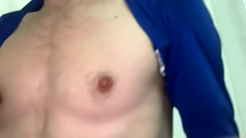 skinnybigdk online show from December 10, 2024, 2:28 pm