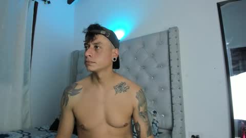 Snapshot of skinnydevil1 chatting on February 23, 2026, 3:37 am skinnydevil1 online show from February 23, 2026, 3:37 am