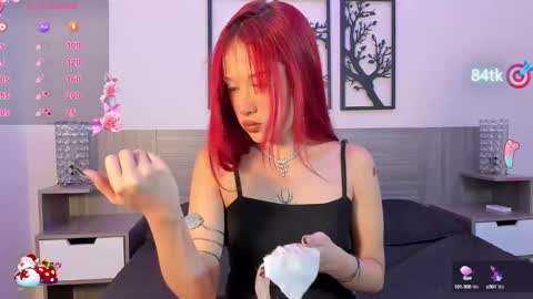 Foxy online show from December 19, 2024, 8:23 pm